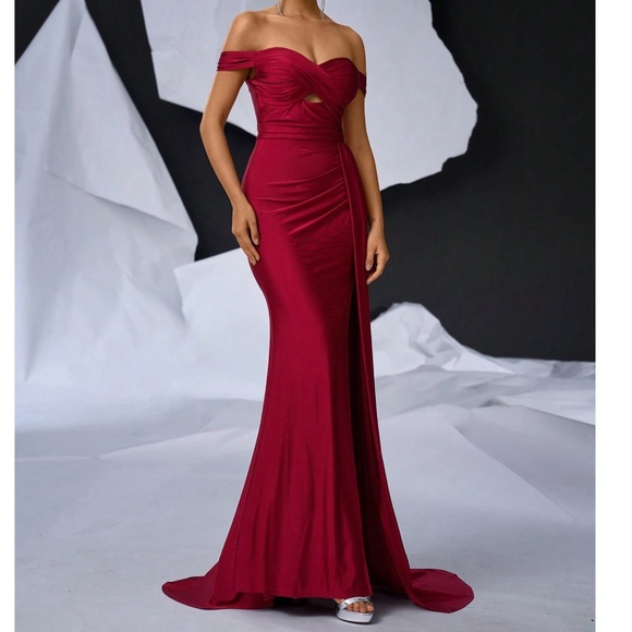 Classic Off Shoulder Split thigh Mermaid Hem Party Wedding Dress - Picture 7 of 10